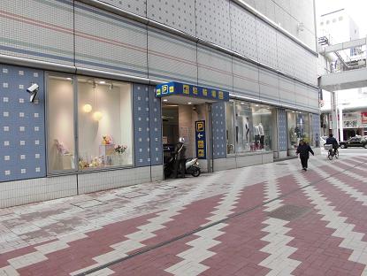 広島パルコ本館駐輪場入口の画像