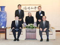 3月30日（月曜日）光岡伸洋氏への広島市特任大使（ひろしま平和大使）委嘱式