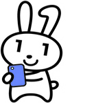 スマートフォンを操作するマイナちゃん