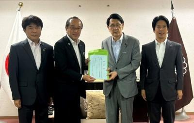 写真:渡海自民党政務調査会長