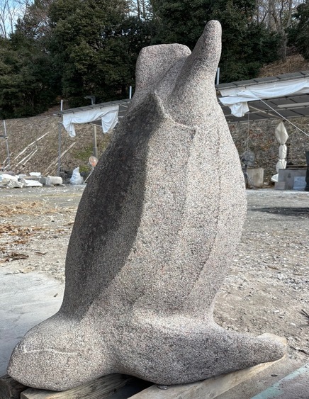 写真：彫刻展示作品　さかめかさ　岩本依蕗