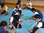 写真：竹とんぼつくり