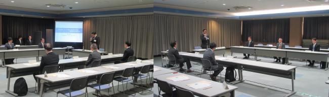 写真：第4回検討会の様子