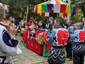 写真：祭りはやし行事の様子1
