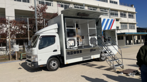 写真:起震車