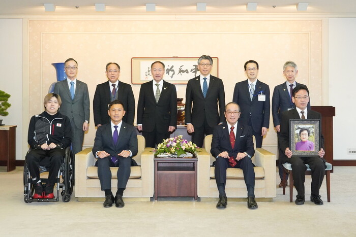 写真:受賞者の皆様 記念撮影