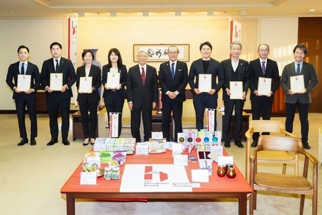 写真:令和6年度認定式