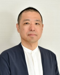 佐藤　唯行（写真）