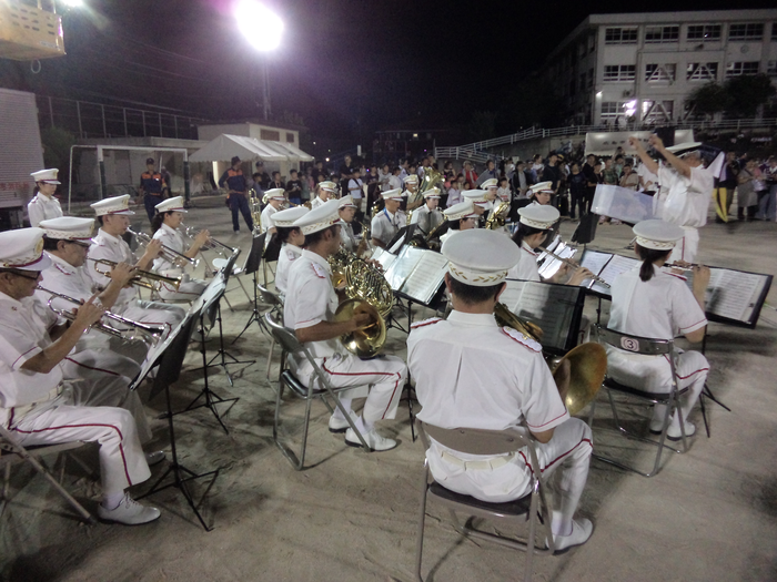 大林盆踊りの夕べでの演奏です。