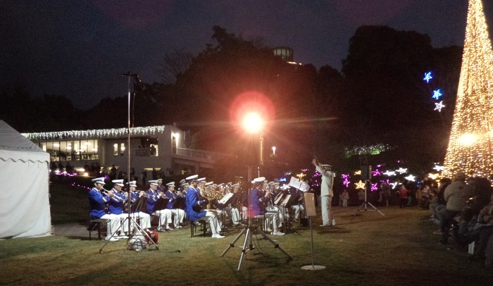 花と光のページェントでの演奏です。