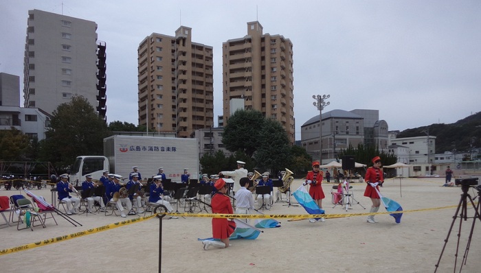 第15回南区安全・安心なまちづくりフェスティバルでの演奏です。