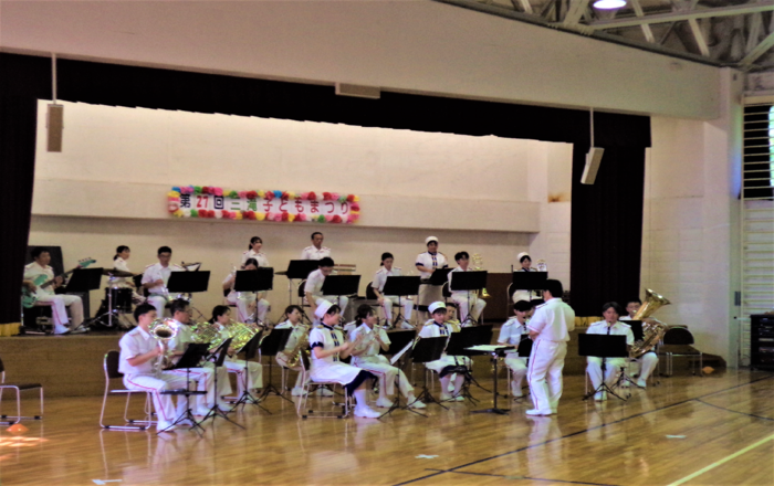 三滝少年自然の家でのコンサートです。