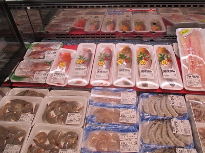 写真：期限の近い商品の値引き販売