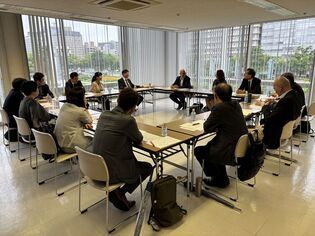 写真:研究者向け研究交流会の様子