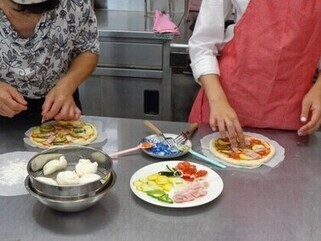 山吹グリーンファームでのピザ作り