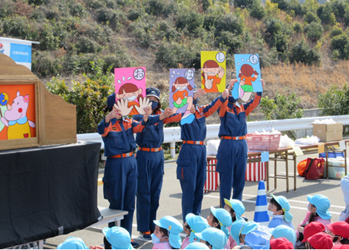 佐伯消防団女性隊