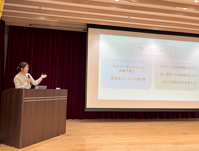 坂上さんの講演の様子2