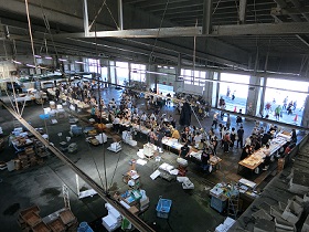 岩国地方卸売市場ふれあい朝市