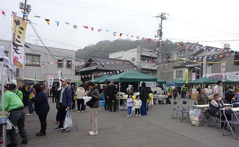 呉市音戸町朝市