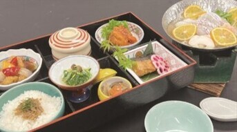 昼食