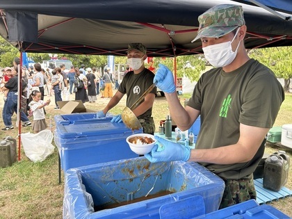 自衛隊カレー写真