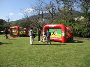 ふわふわ遊具の写真