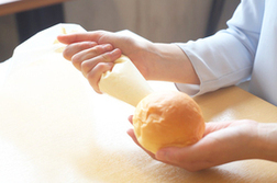 八天堂ビレッジでパン作り