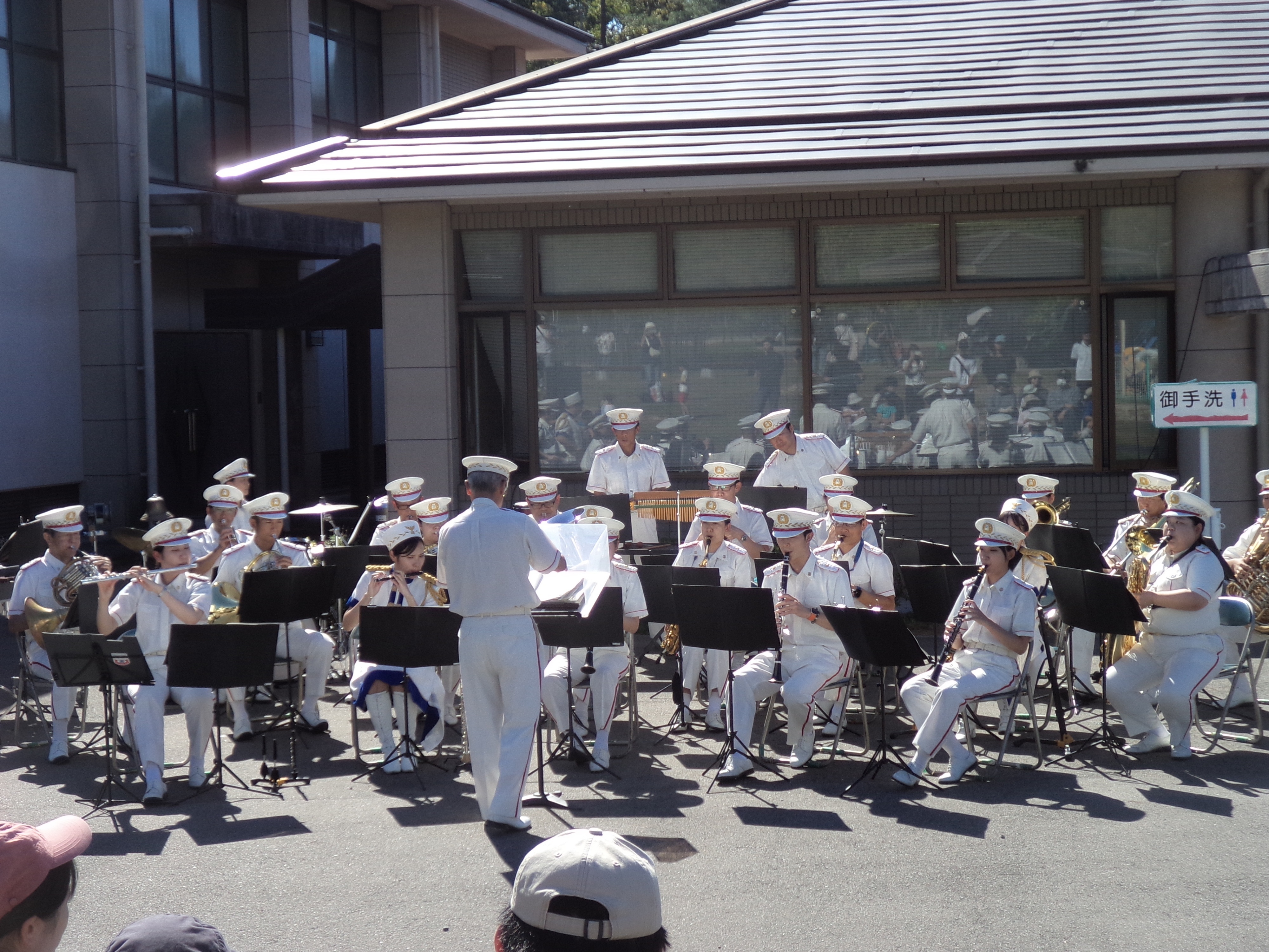 神田山荘フェスタでの演奏です