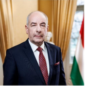 写真：シュヨク・タマーシュ大統領訪問1