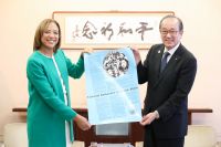 写真:マクドノー国連事務次長補兼国連訓練調査研究所（ユニタール）総代表訪問1