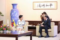 写真：ソメルフェルド大臣訪問2