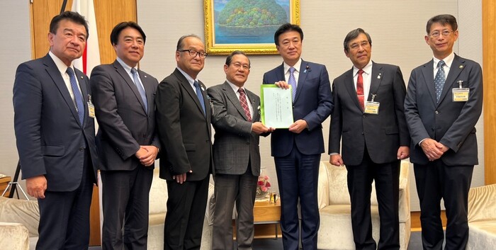 写真:木原 稔 内閣官房長官