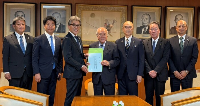 写真:鈴木 俊一 自由民主党幹事長