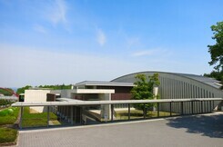 奥田元宋・小由女美術館（三次市）