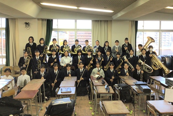 井口中学校吹奏楽部写真