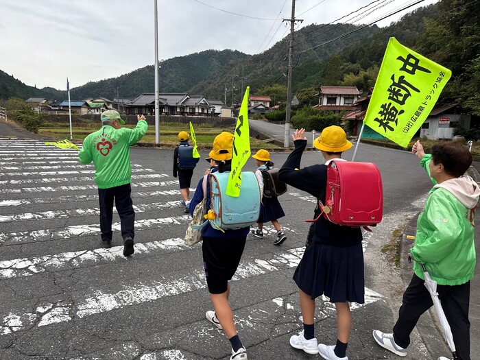 写真：活動の様子1