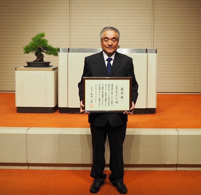 写真：受賞団体代表者