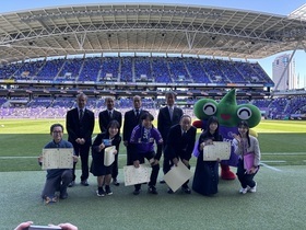 出席者の集合写真