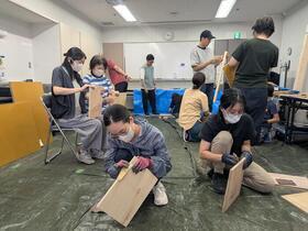 運営用具製作活動の様子