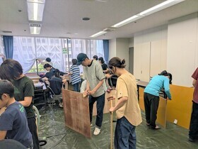 運営用具製作活動の様子