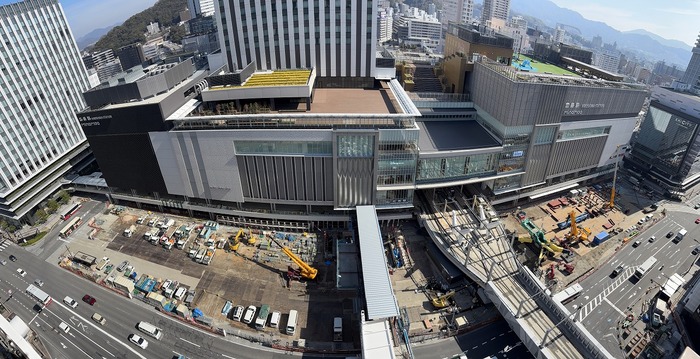 広島駅南口広場の全景写真