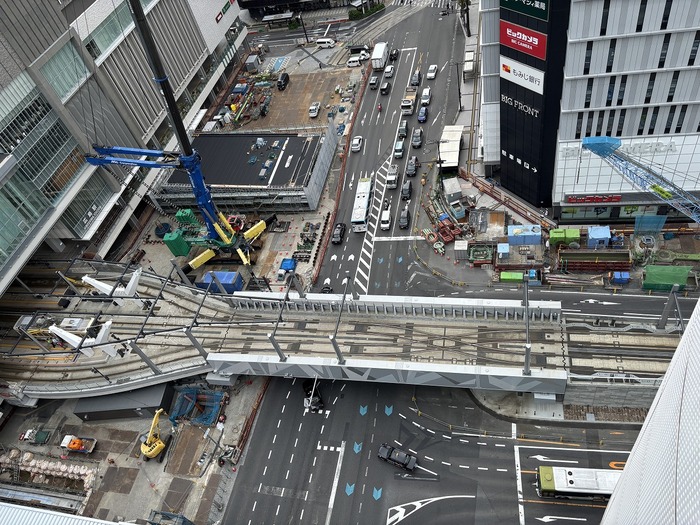 広島駅前交差点付近の写真
