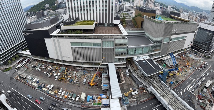 広島駅南口広場の全景写真