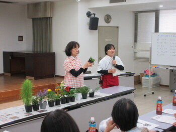 写真:サロン2