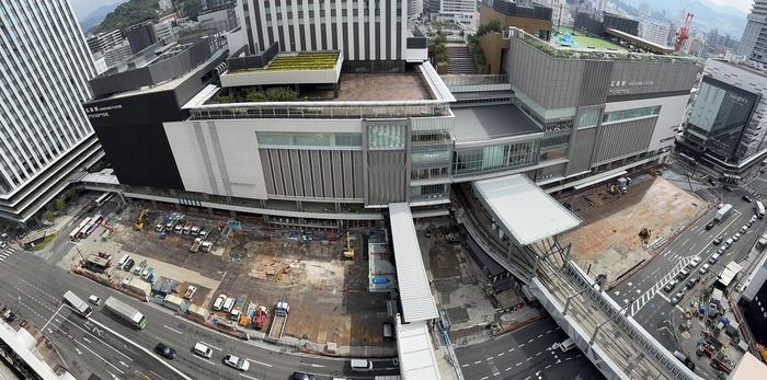 広島駅南口広場の全景写真