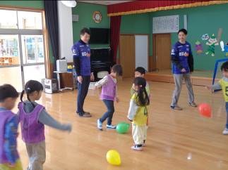 ふうせんサッカーをしたよ