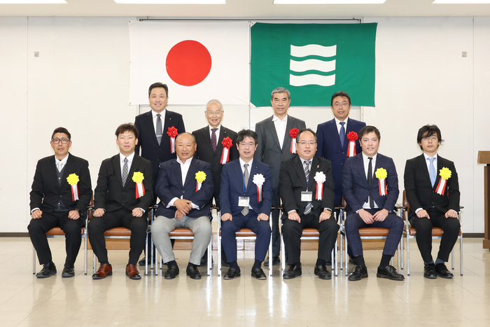令和7年度優良出荷者感謝状贈呈式の集合写真です。