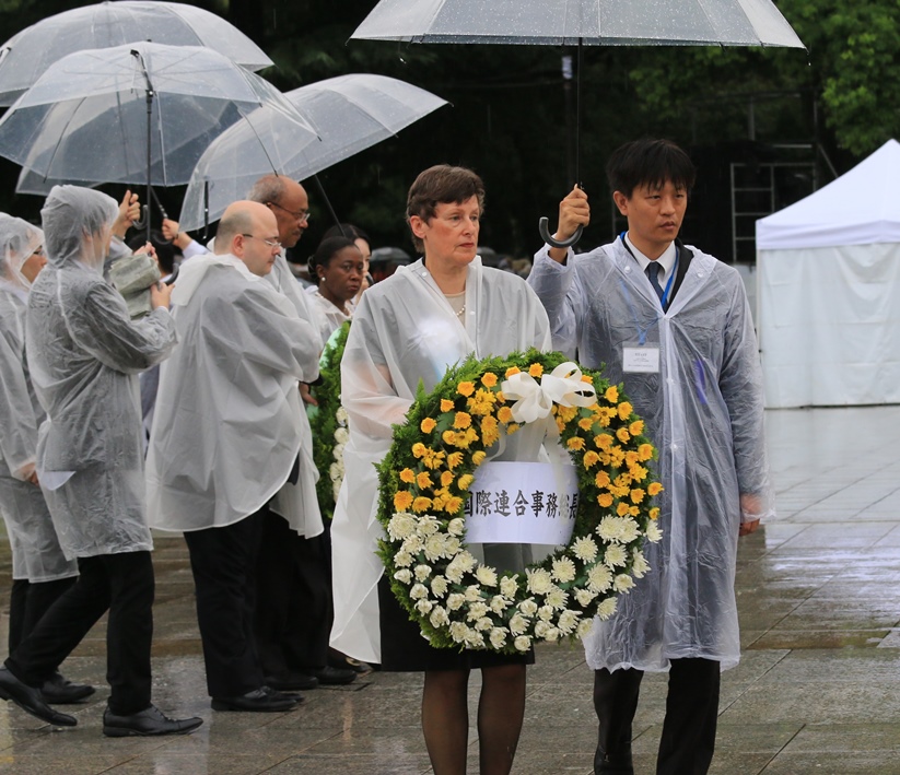 平成26年(2014年)度の平和記念式典参列大使の画像1