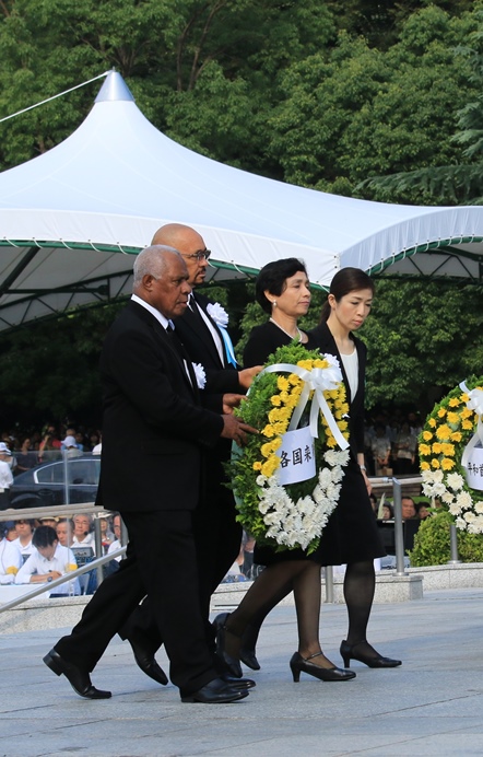 平成28年(2016年)度の平和記念式典参列大使の画像2