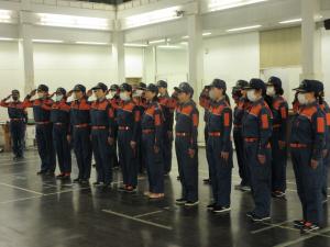 女性消防隊規律訓練